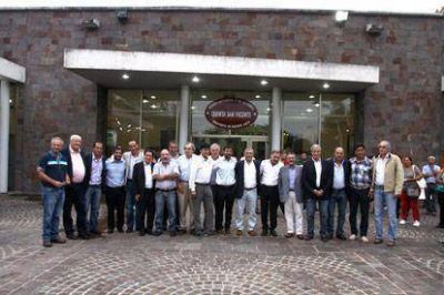 Intendentes se reunieron en apoyo al �proyecto nacional y al liderazgo de Cristina�
