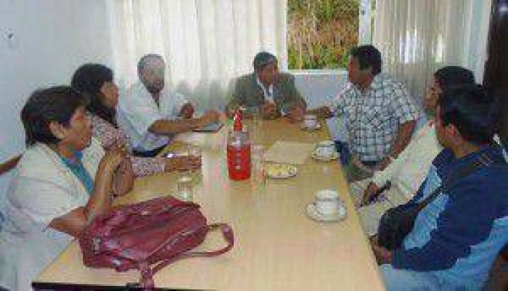 Ediles se reunieron con integrantes de la cooperativa �16 de noviembre� por el aumento en las tarjetas de estacionamiento en Jujuy