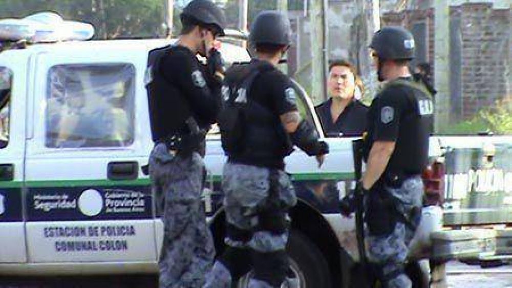 Detienen a mujeres en operaci�n "Viuda Blanca"