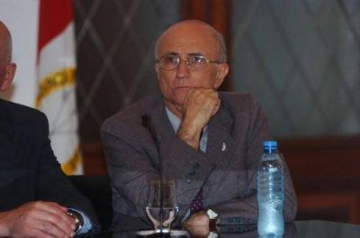 Fern�ndez particip� de un encuentro con ministros de Econom�a de otras provincias argentinas