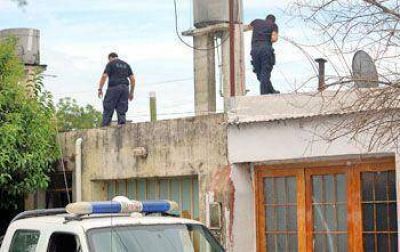 Despliegue policial en el barrio Trincavelli en busca de dos delincuentes