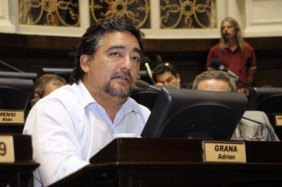 Grana se refiri� al pase del Intendente al massismo