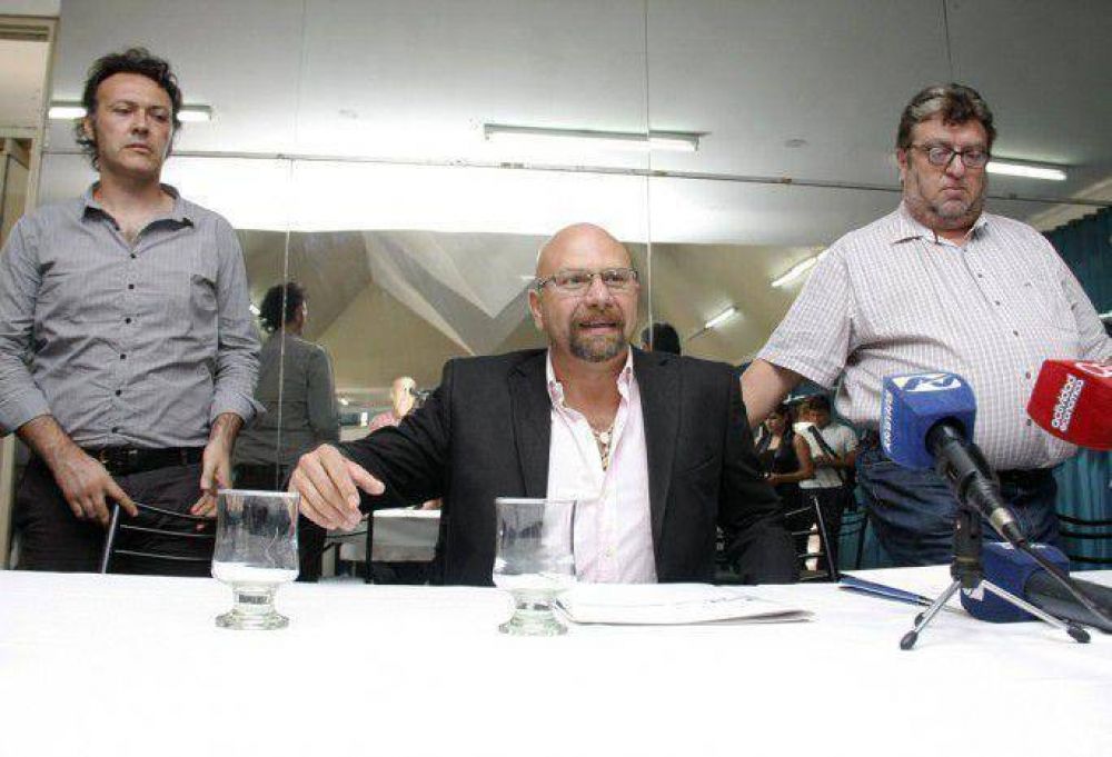 Guaymall�n sale a controlar el tr�nsito con multas y tendr� su propia �polic�a municipal�