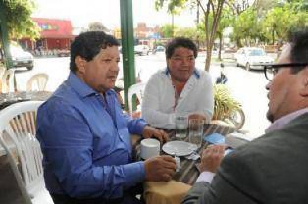 �Al oficialismo le est� yendo muy mal�, dijo �El Mellizo� Orellana