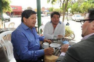�Al oficialismo le est� yendo muy mal�, dijo �El Mellizo� Orellana