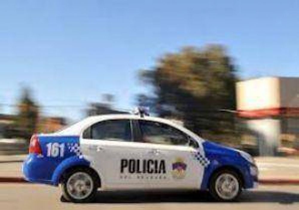 Un ladr�n se atrincher� y amenaz� con quemarse "a lo bonzo"