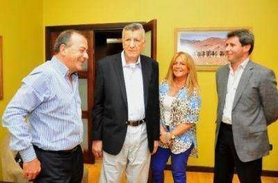 Gioja se reunió con Uñac y Walter Lima