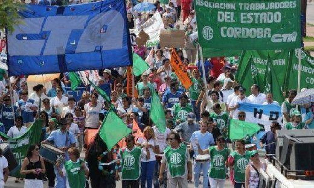 Provincias acordaron ofrecer aumentos de 20 a 25% (De la Sota habl� del 26 al 28%)