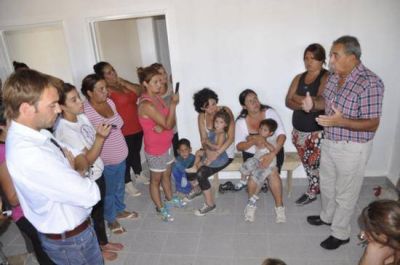 Allen: El IPPV propuso sumar a los ocupantes al listado de beneficiarios