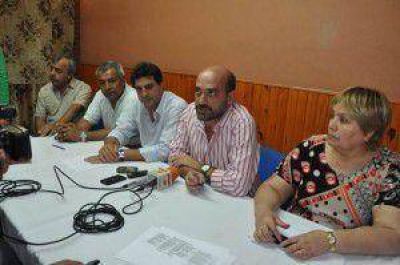 LA PROVINCIA COMPROMETI� ESFUERZOS ANTE LA CRISIS QUE ATRAVIESA EL SECTOR OLIV�COLA