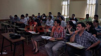 �El desarrollo de la provincia necesita de personal capacitado�