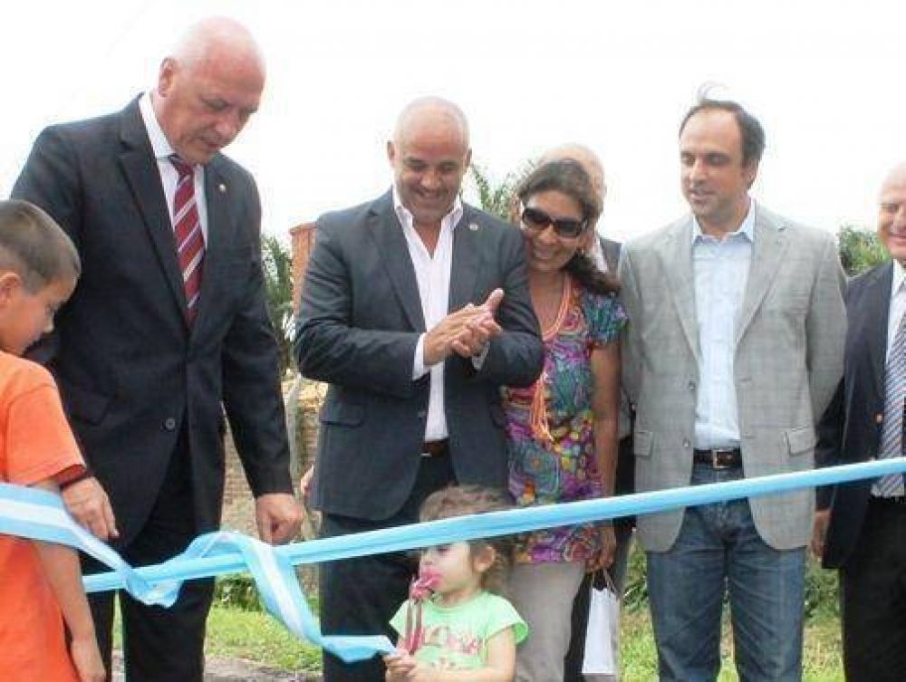Jos� Corral particip� de la inauguraci�n del Acceso Norte a Santo Tom�