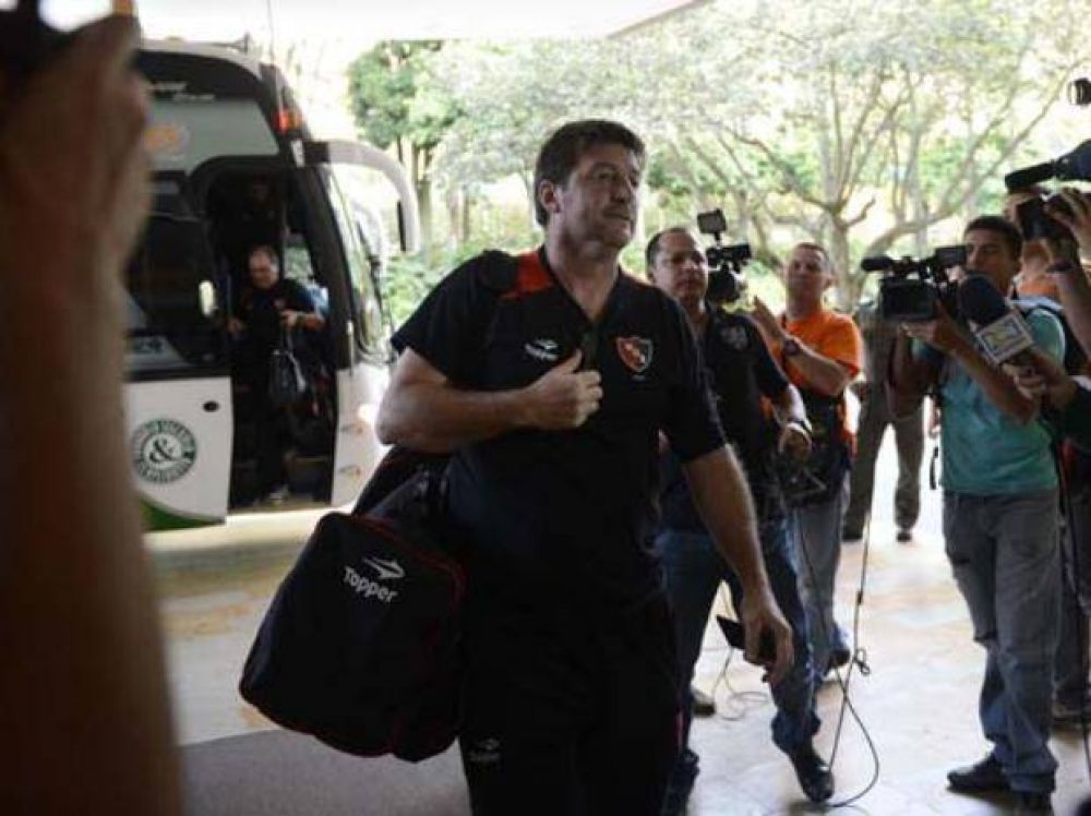 Newell's se instal� y realiz� los primeros movimientos en Medell�n
