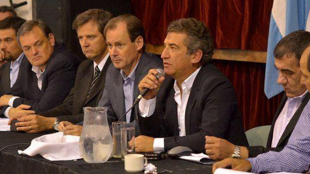 Los intendentes justicialistas se reunir�n con Urribarri hoy mi�rcoles	 