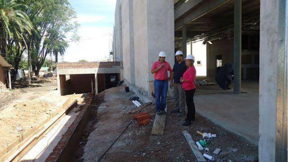Verifican el avance de la obra en el Nuevo hospital  