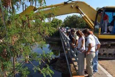 Comenzaron obras de �contenci�n provisoria� en el Puente San Fernando