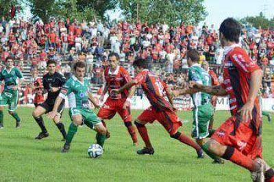 El cl�sico era para Douglas pero en el final Sarmiento se llev� un punto de Pergamino