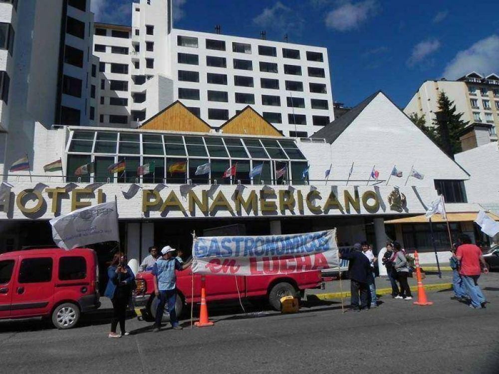 UTHGRA reclama la contrataci�n de 25 trabajadores en el hotel Panamericano