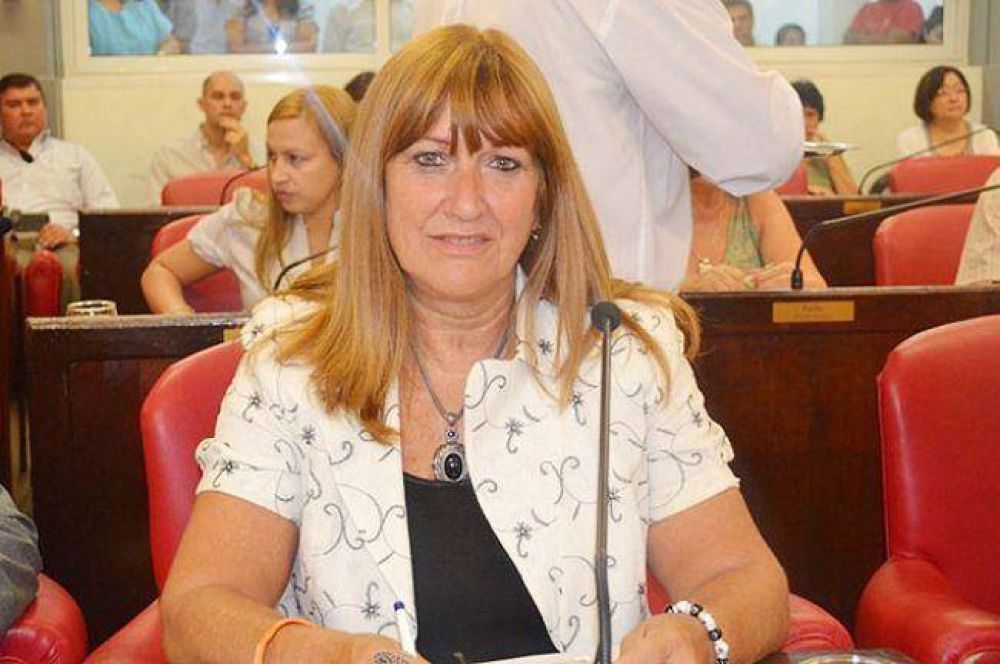 Ogara record� a diputados que deben consultar al Concejo