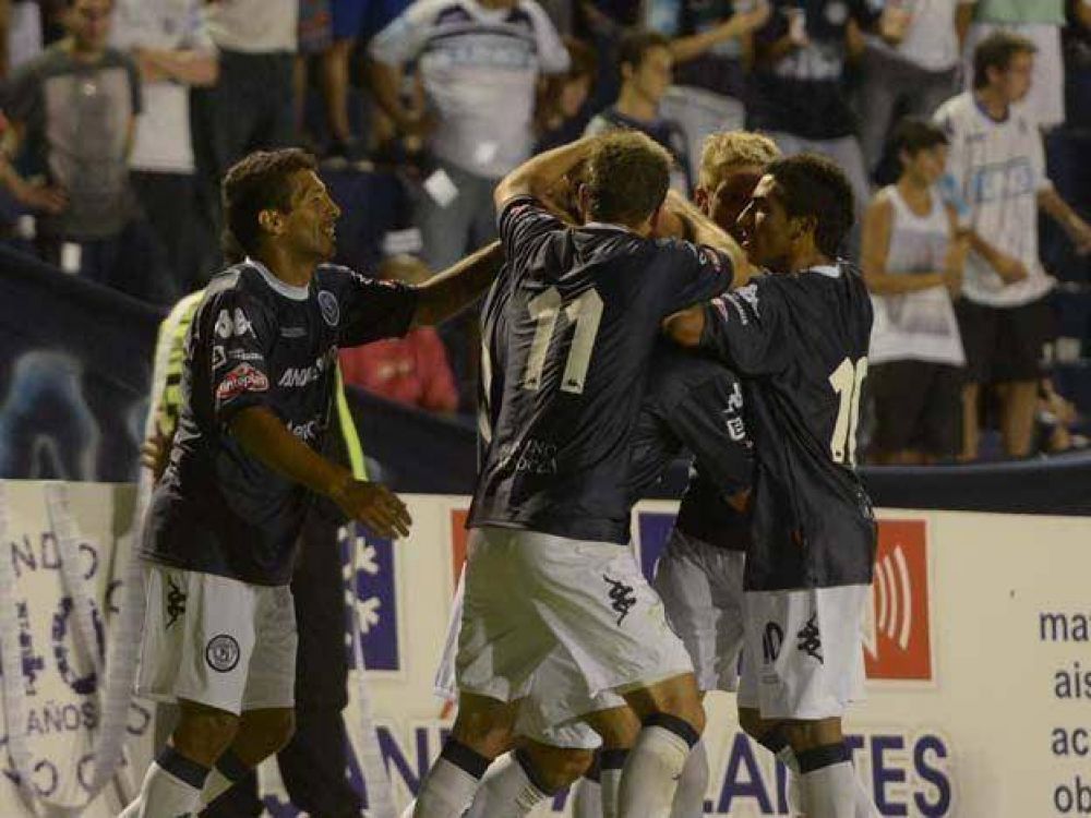 Independiente Rivadavia piensa en Gimnasia de Jujuy