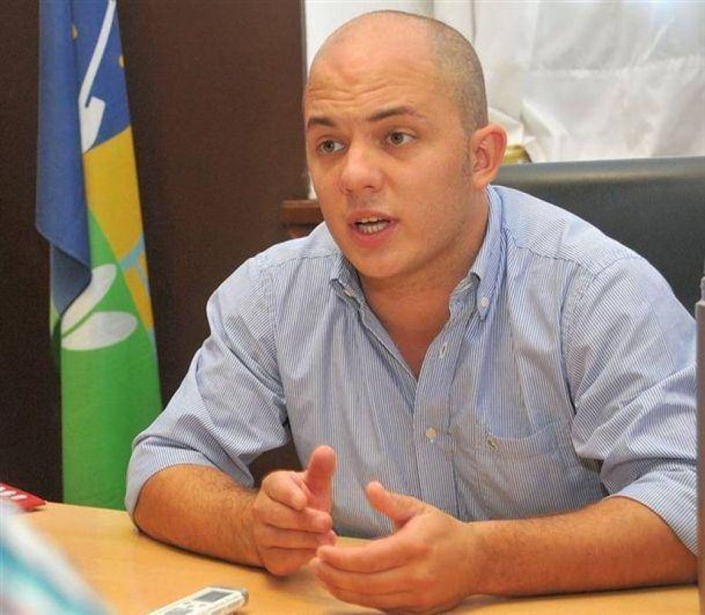 Avelino Zurro: �Agua y energ�a son dos temas que debemos solucionar s� o s� antes del 10 de diciembre de 2015�