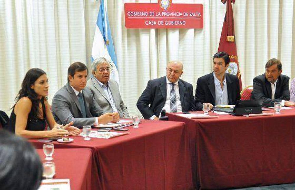 Urtubey encabez� la presentacion de la Unidad de Lucha contra las Drogas