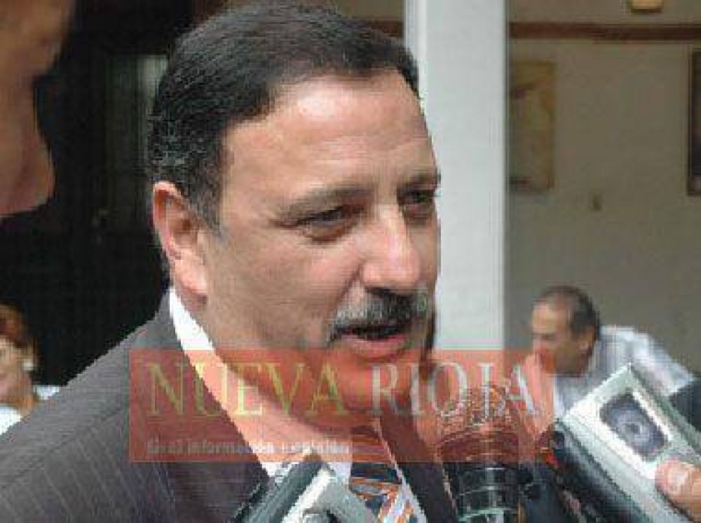 Quintela reclam� 25 millones de pesos para la Capital