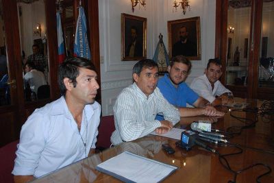 El Gobierno lanz� los carnavales en el Parque de la Ciudad