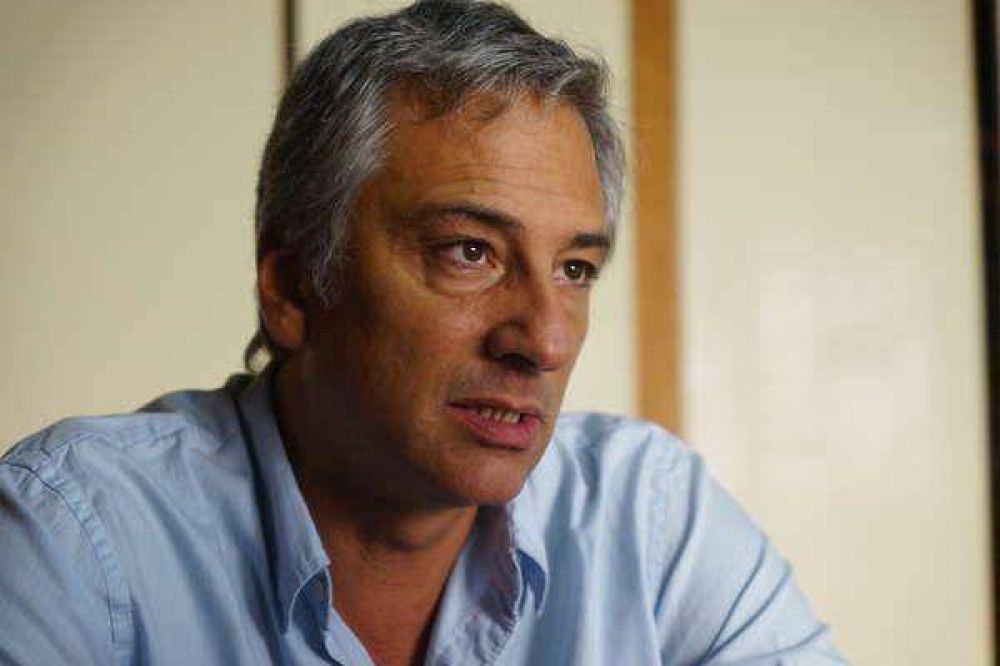 Eseverri: "A Azul le falta un proyecto de ciudad"