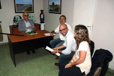 Concejales del FpV y el diputado Abarca se reunieron con el intendente Gorosito por PROCREAR