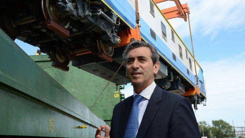 Randazzo, sobre los trenes: "No hay reprivatizaci�n, normalizamos una situaci�n de emergencia"