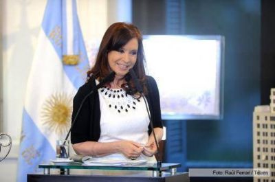 Cristina: "Tienen que entender que hacer volar al Gobierno es hacer volar a la Argentina"