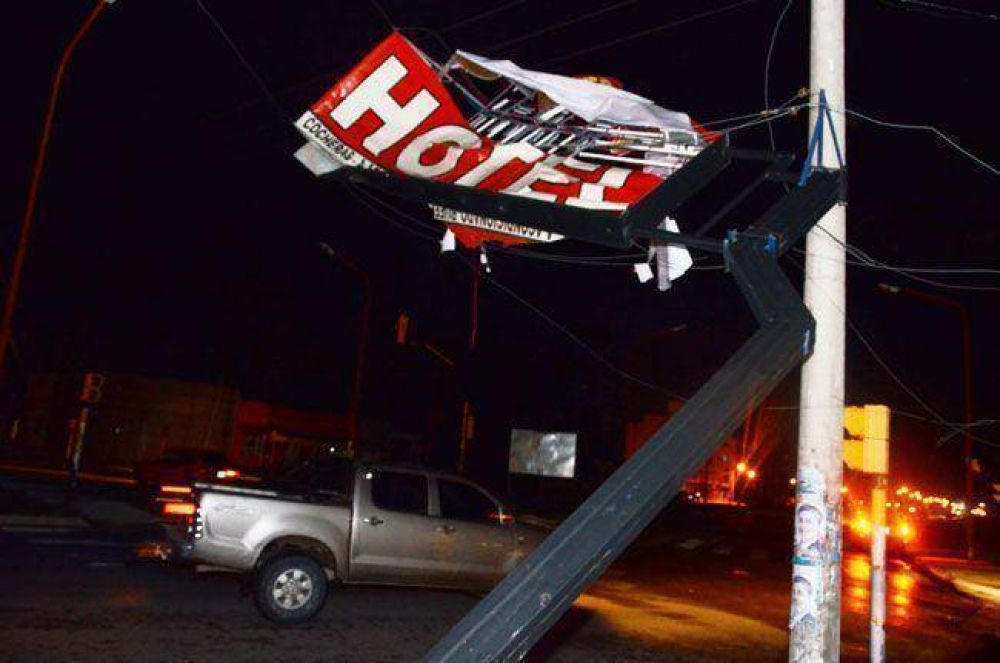 Otra tormenta volvi� a causar da�os