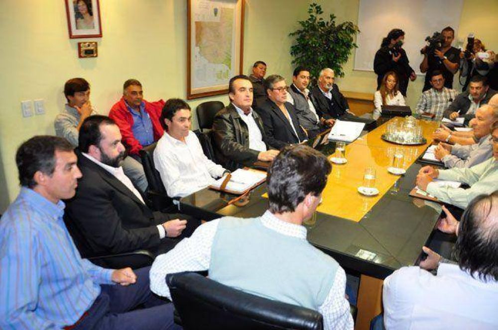 Paritaria: estatales rechazan tope del 25%