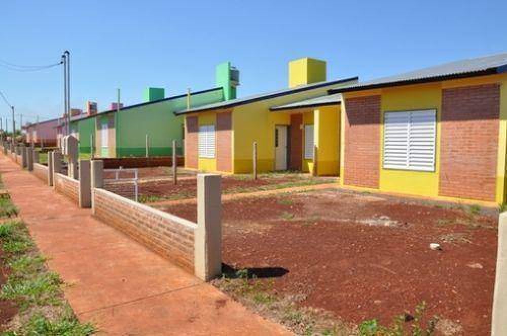 El Iprodha entreg� 92 nuevas viviendas en Garup�