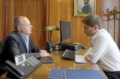 Buzzi y Kicillof acordaron un esquema progresivo para el valor del crudo