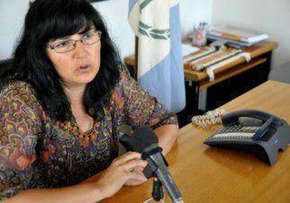 Asumi� la nueva subsecretaria de Producci�n 