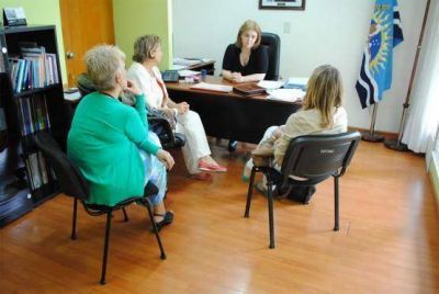 Educaci�n y PAE acordaron dar continuidad a capacitaci�n para docentes de Pico Truncado