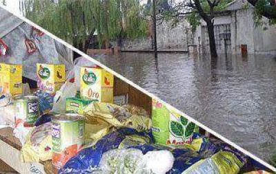 En Echeverr�a, juntan donaciones para los evacuados