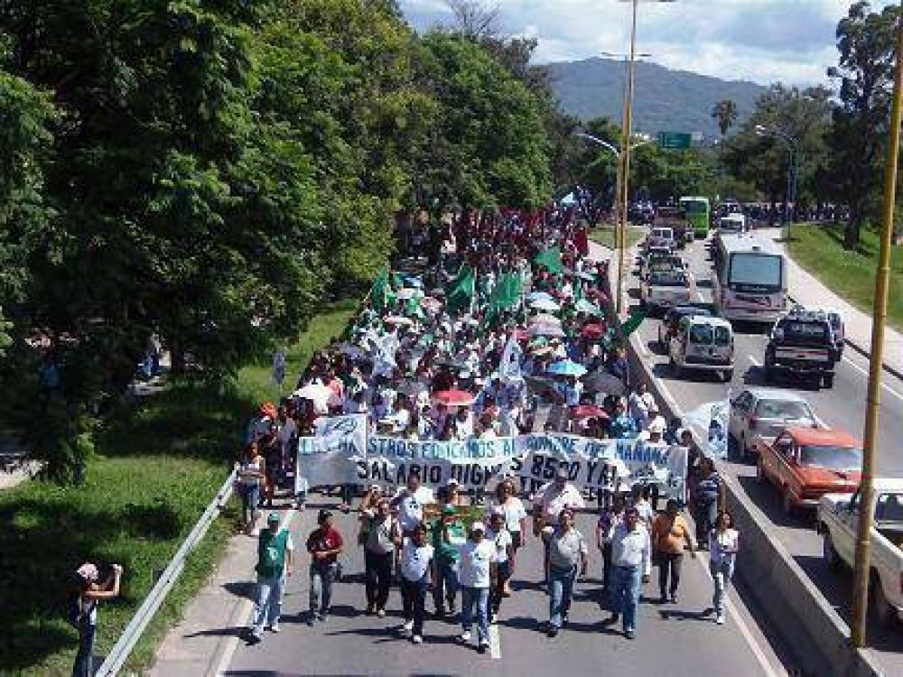 Jujuy, un caldero del reclamo salarial