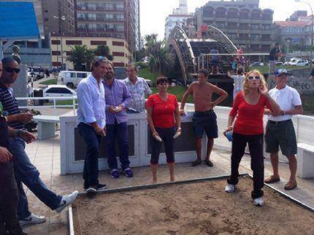 Jos� �Pepe� Scioli visit� el Centro de Jubilados de Punta Iglesia