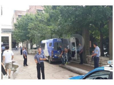 "Nano" Leiva y "Caqui" Mu�oz, ex l�deres de la barra de Col�n, declararon en Tribunales