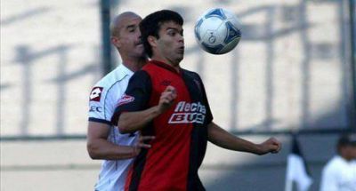 Col�n hizo f�tbol y Osella puso a Curuchet por Sosa