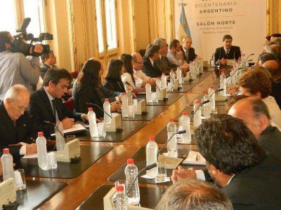 El Gobierno de Santa Fe particip� de un encuentro para coordinar acciones en la lucha contra las adicciones y el narcotr�fico