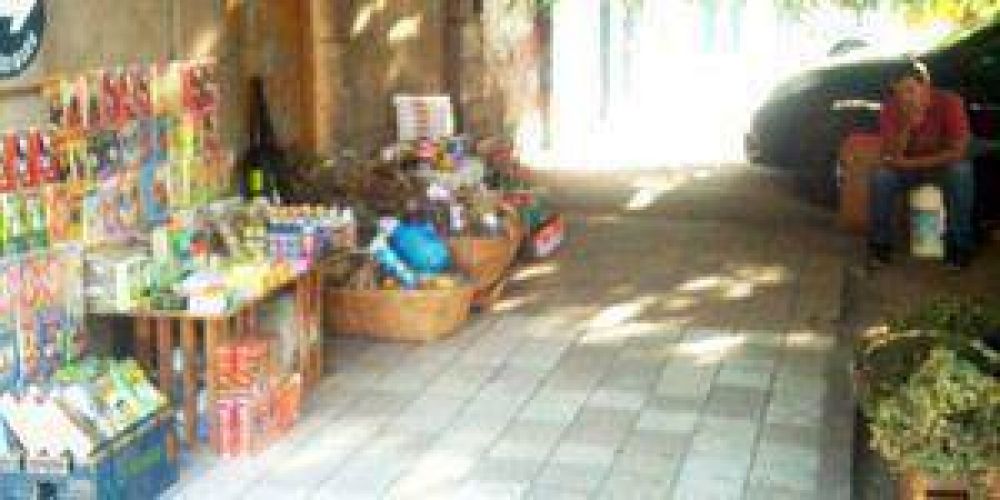 Se siguen vendiendo medicamentos en la zona del mercadito paraguayo