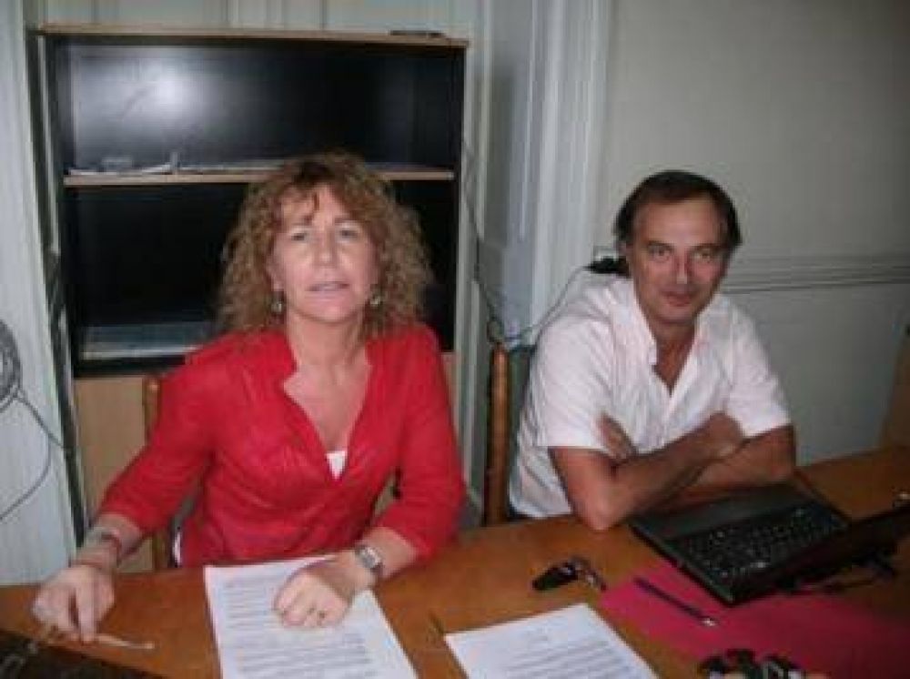 El FR insiste en la aplicaci�n de una canasta b�sica escolar