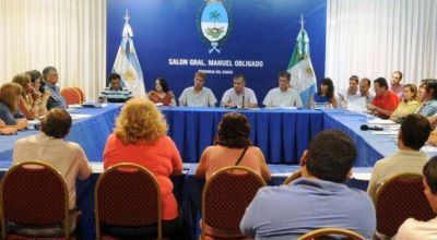Paritaria docente: Educaci�n ya analiza los planteos de los gremios