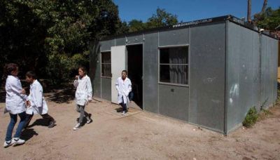 Arrancar�n las clases con al menos 37 aulas contenedores