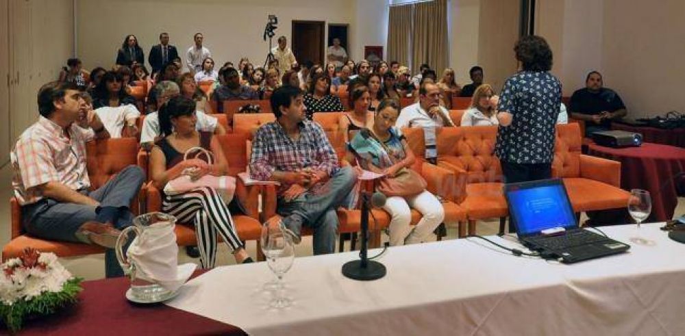 Capacitan para lograr mejor calidad tur�stica