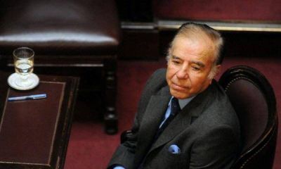 Menem, sobrese�do por explosi�n en la f�brica militar de R�o Tercero
